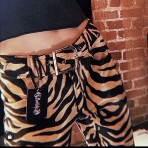 Backbite Electric Skinny pant in tiger